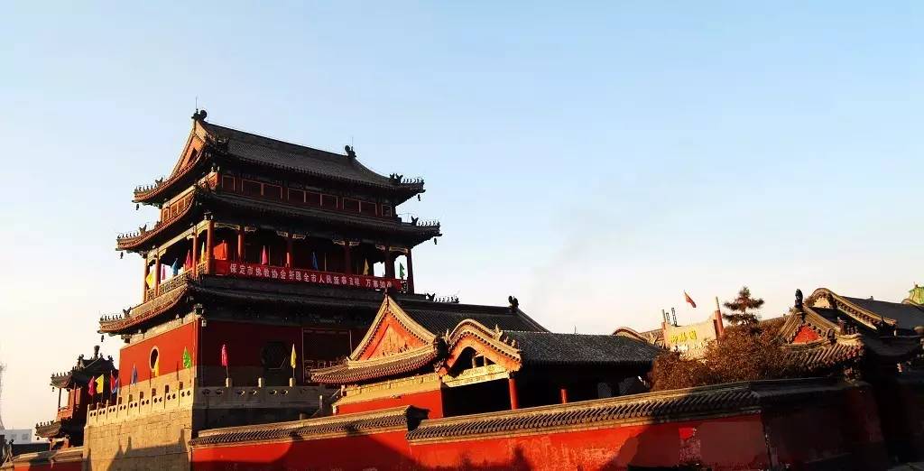 保定，古韵之城，今日璀璨之辉